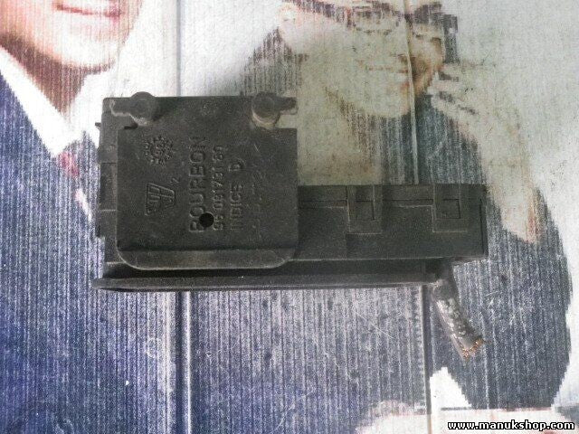 Sicherungskasten Citroen Saxo 2000 2.0 9608173180 96 081731 80 BOURBON PP-T20