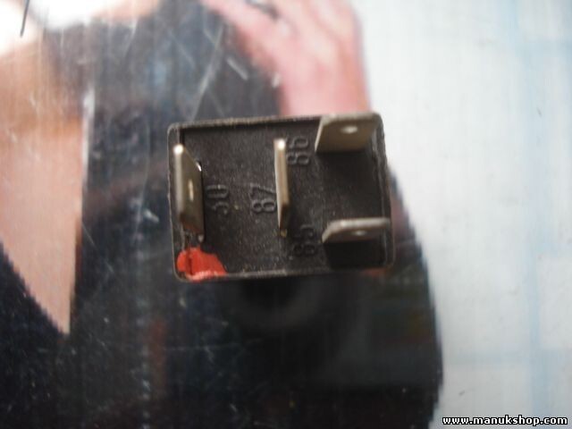 Relais Alfa Romeo Fiat Punto Lancia Bj. 96-00 7676504 A727581 A727 581