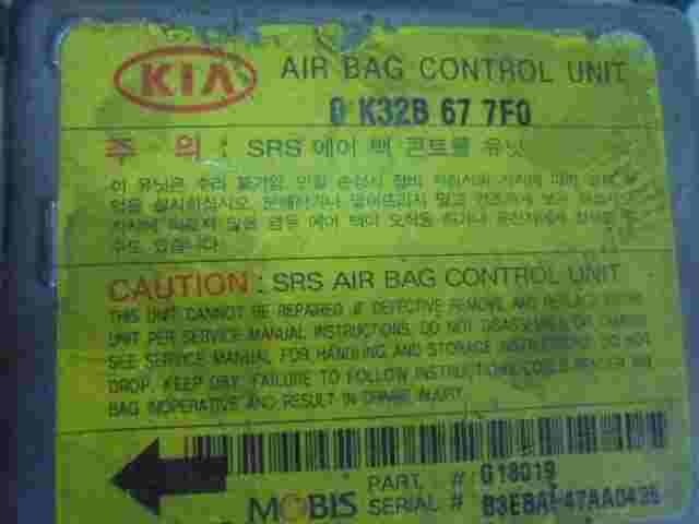 Airbagsensor Airbagsteuergerät Kia Rio 0K32B677F0 0K32B-67-7F0 B3EBAP47AA0435