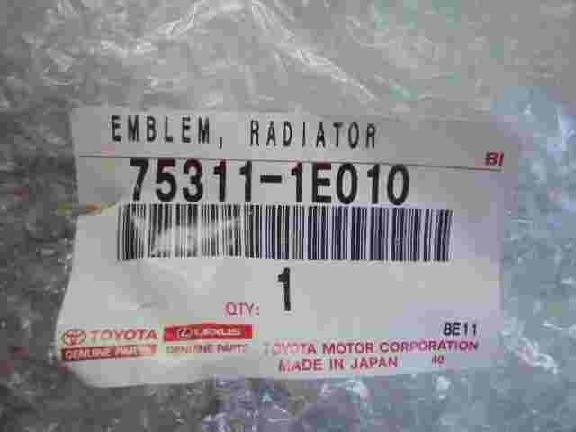Emblem Logo Toyota RAV 4 Corolla E110 E11 753111E010 75311-1E010
