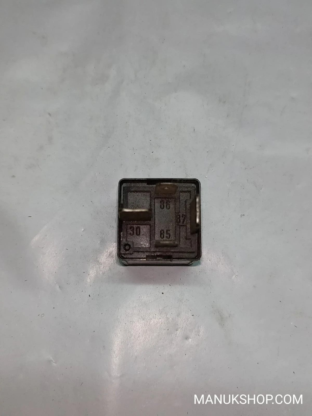 Relais Ford V23134J4X37 V23134-J4-X37 83BG14N089CA 12V