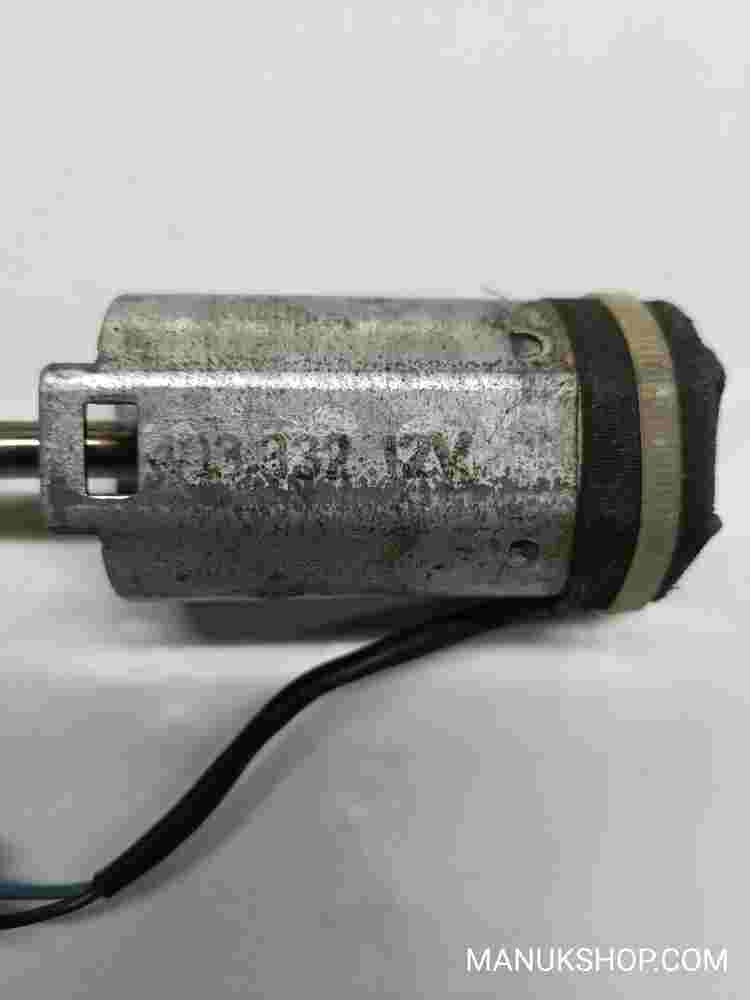 Schiebedachmotor BMW E30 E12 E24 E28 403332 12V 403.332 12V Webasto 118475