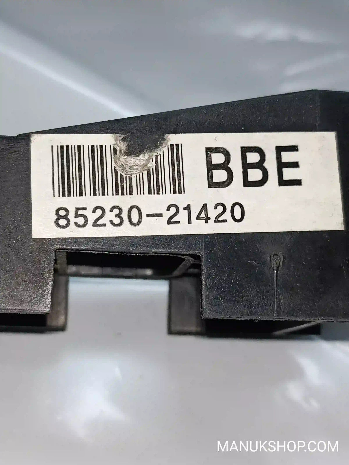 Sitzheizung schalter SsangYong Rodius 8523021420 85230-21420 DC14H