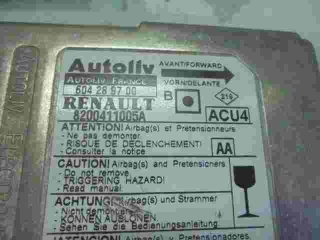 Airbagsensor Airbagsteuergerät Renault Megane (AA) 8200411005A 604289700