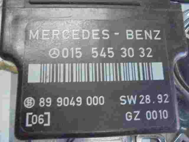 Glühkerzen Relais Mercedes-Benz S W140 W126 W463 W124 S124 0155453032 899049000