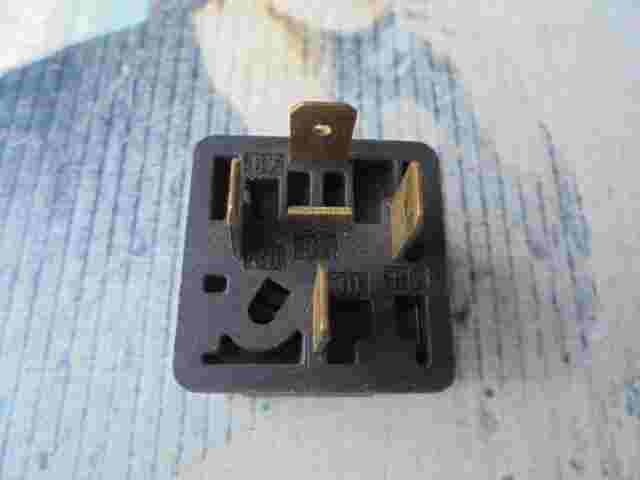 Kraftstoffpumpenrelais Kia Sportage BOSCH 0332019151 0 332 019 151 12V 30 A