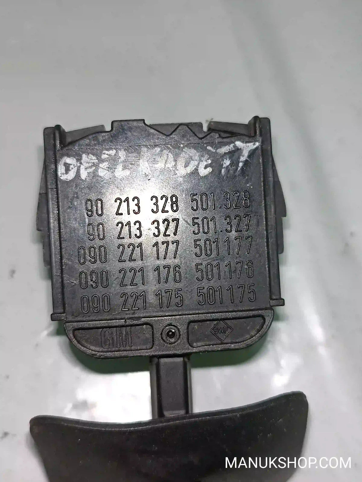 Scheibenwischer Schalter Opel Astra 90213328 90213327 090221177 090221176
