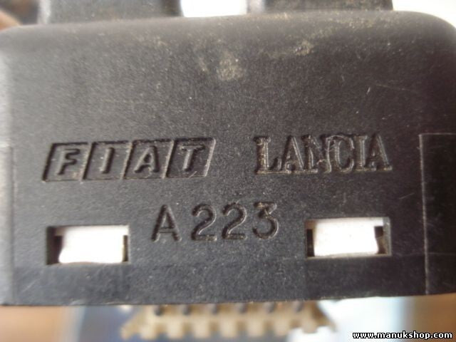 Fensterheber schalter Fiat Tipo 160 Fiat Tempra 159 A 223 A223 7592535