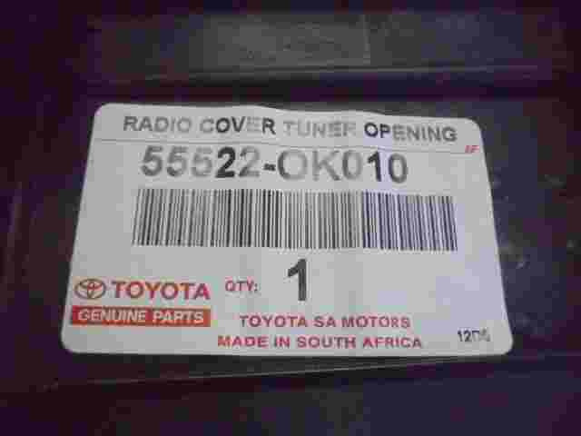 Schalttafelabdeckung Toyota Hilux 555220K010 55522-0K010
