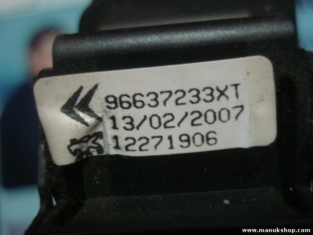 Schalter Radiobedienung Peugeot Citroen 96637233XT 12271906