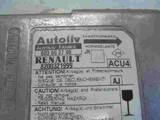 Airbagsensor Airbagsteuergerät Renault Scenic II (AJ) 8200321999 JR 603602700