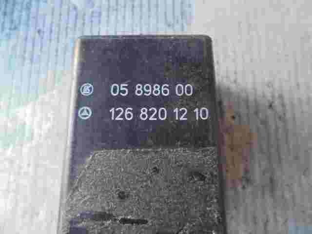 Heckscheibenheizung relais Mercedes-Benz W123 W126 R107 1268201210 LK 05898600