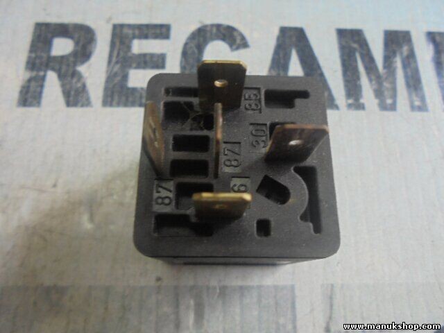 Relais BMW E24 E28 E30 E34 E36 BOSCH 0332019109 0 332 019 109