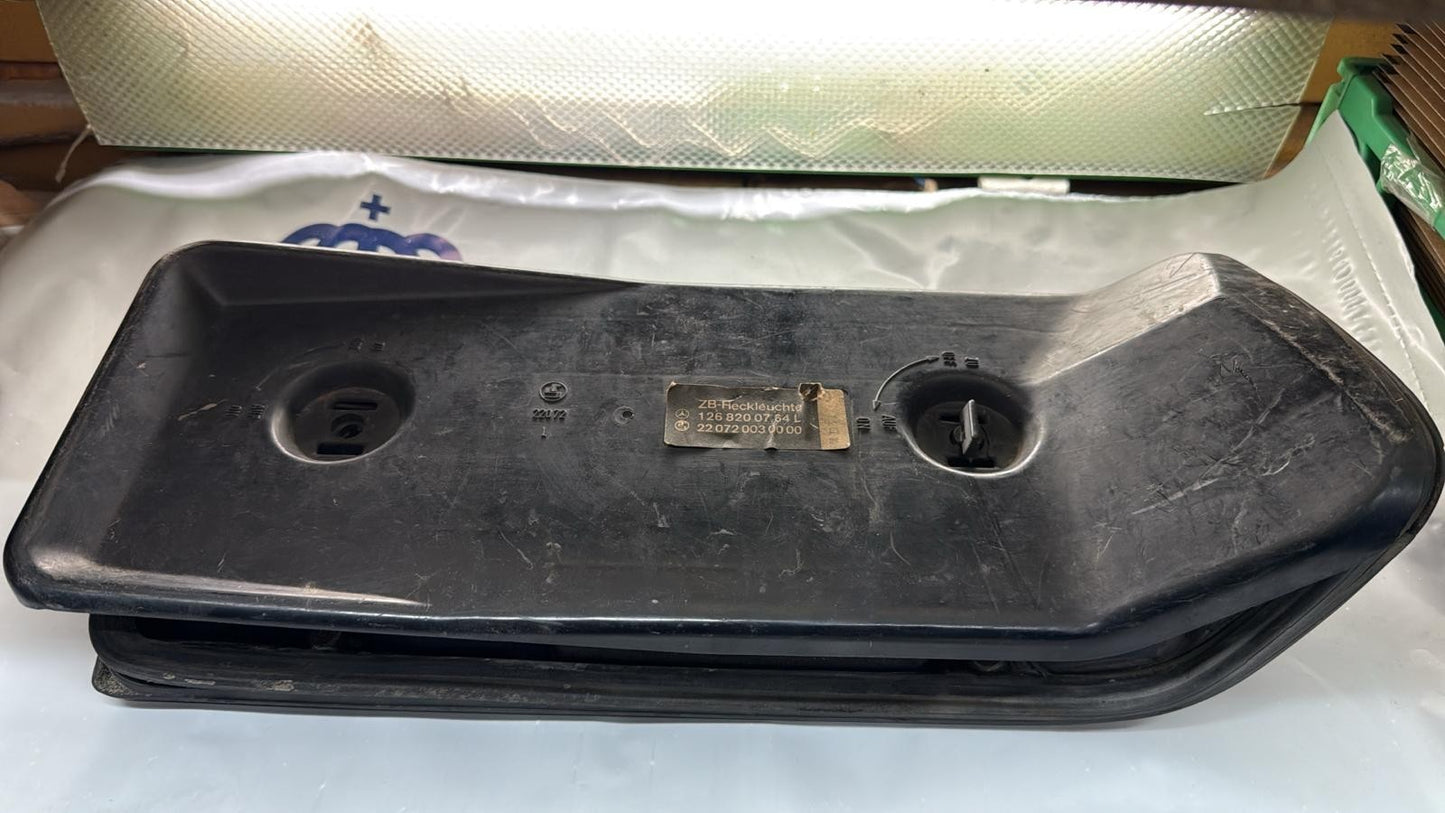Rückleuchte Links Mercedes S-Class W126 1268200764 L 1268200764L 220720030000