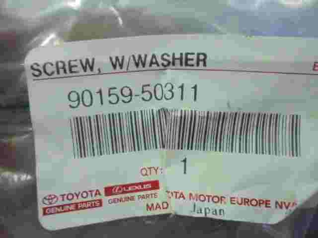Screw W/ Washer Toyota Lexus Auris Camry Corolla Land Cruiser 9015950311
