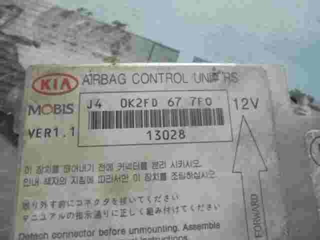 Airbagsensor Airbagsteuergerät Hyundai Kia Carens 0K2FD677F0 Ver 1.1