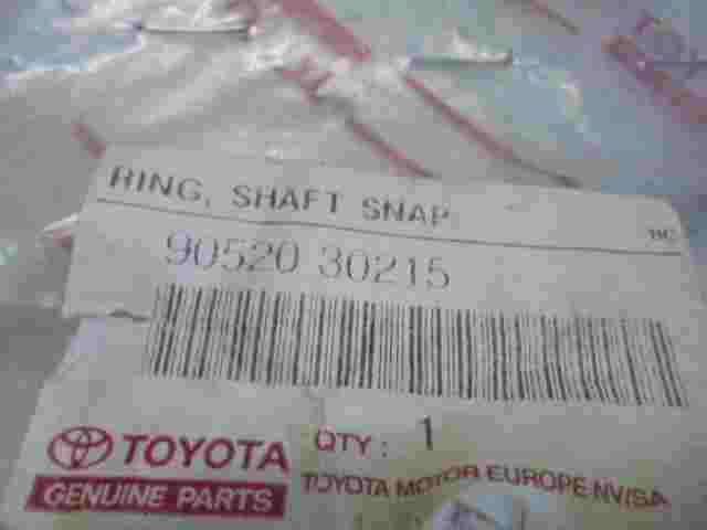 Hole Snap Ring Toyota Land Cruiser 9052030215 90520-30215