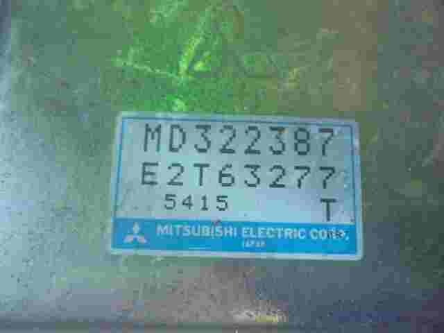 Motorsteuergerät Mitsubishi Carisma 1.8 1995-1999 MD322387 E2T63277