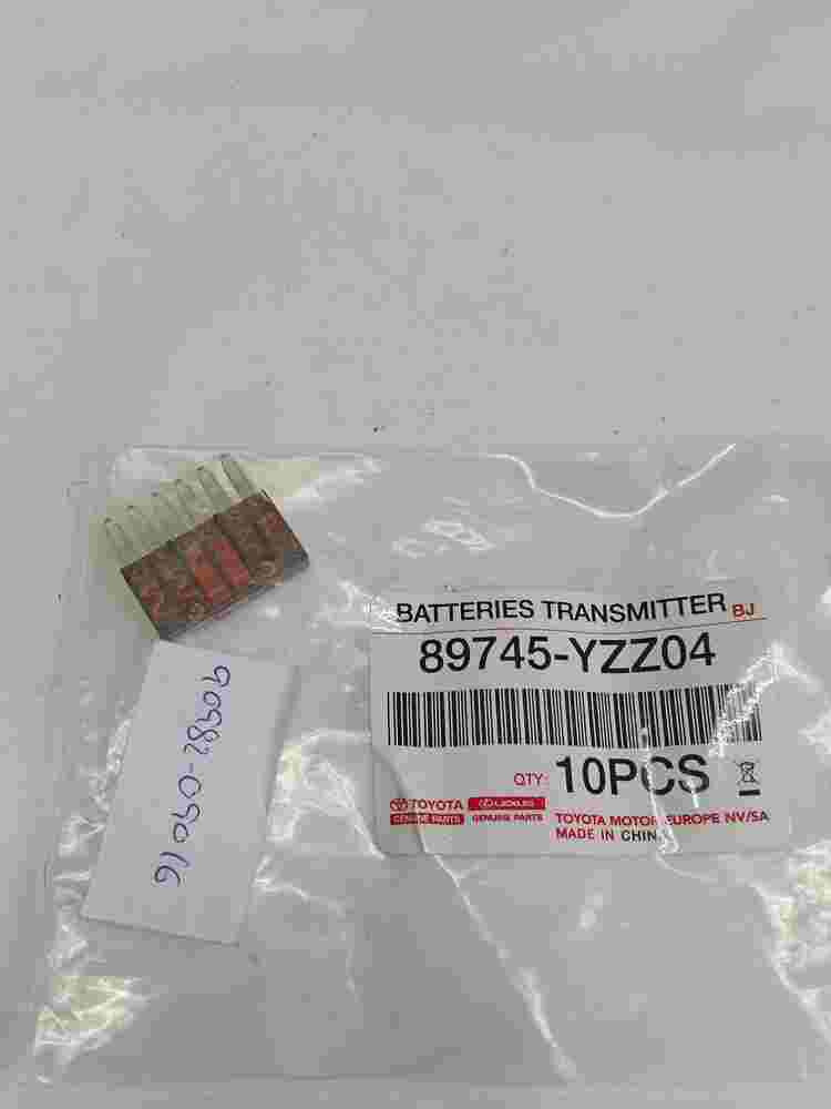 Transmitter Battery Toyota Auris RAV4 IV 89745YZZ04 89745-YZZ04 9098209016