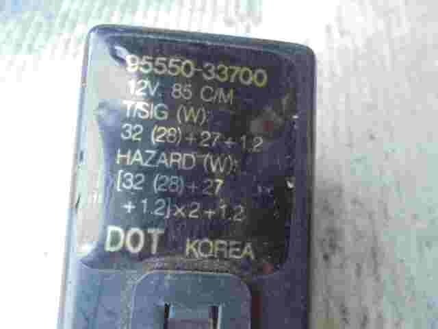 Blinkrelais Hyundai Elantra Hyundai Accent 9555033700 12V 85 C/A DOT T/SIG