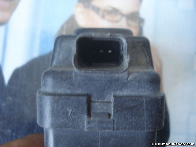 Stellmotor Scheinwerfer LWR Leuchtweitenregulierung Peugeot 106 PA6630%FV