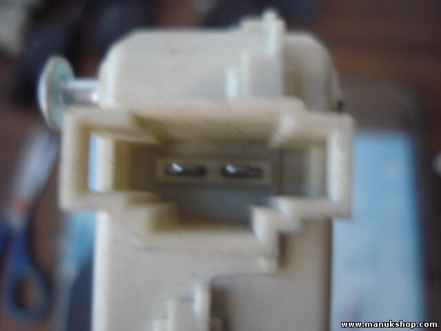 Stellmotor Tankklappe Bora Audi A6 HELLA 3B0959782 3BO959782 1M0810773A