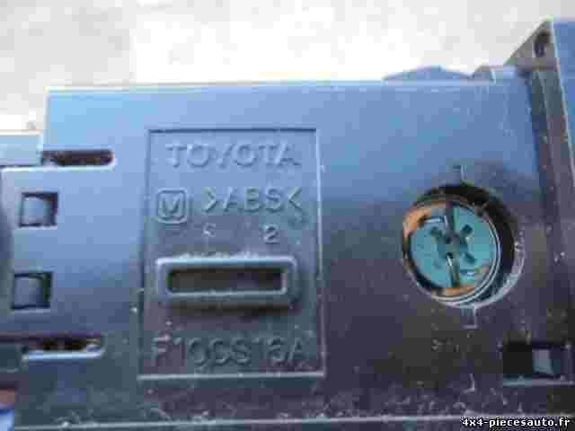 Nebelscheinwerfer Schalter Toyota Rav-4 2003 F10CS16A