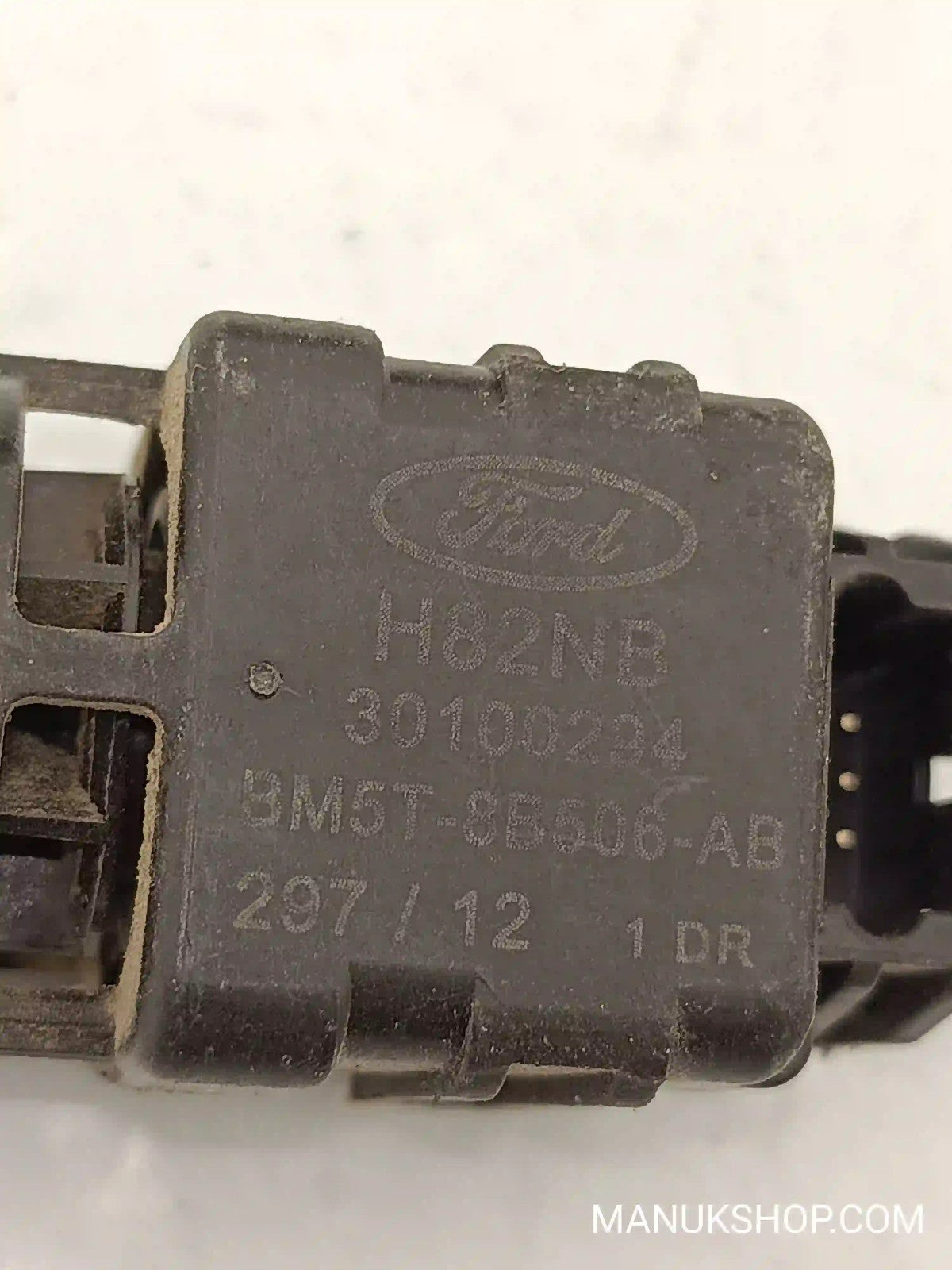 Temperatursensor Ford Focus 3 BM5T8B506AB BM5T-8B506-AB H82NB 30100294