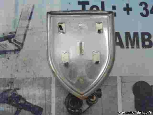 Emblem Logo hinten Dacia Logan 8200690869 8200 690 869