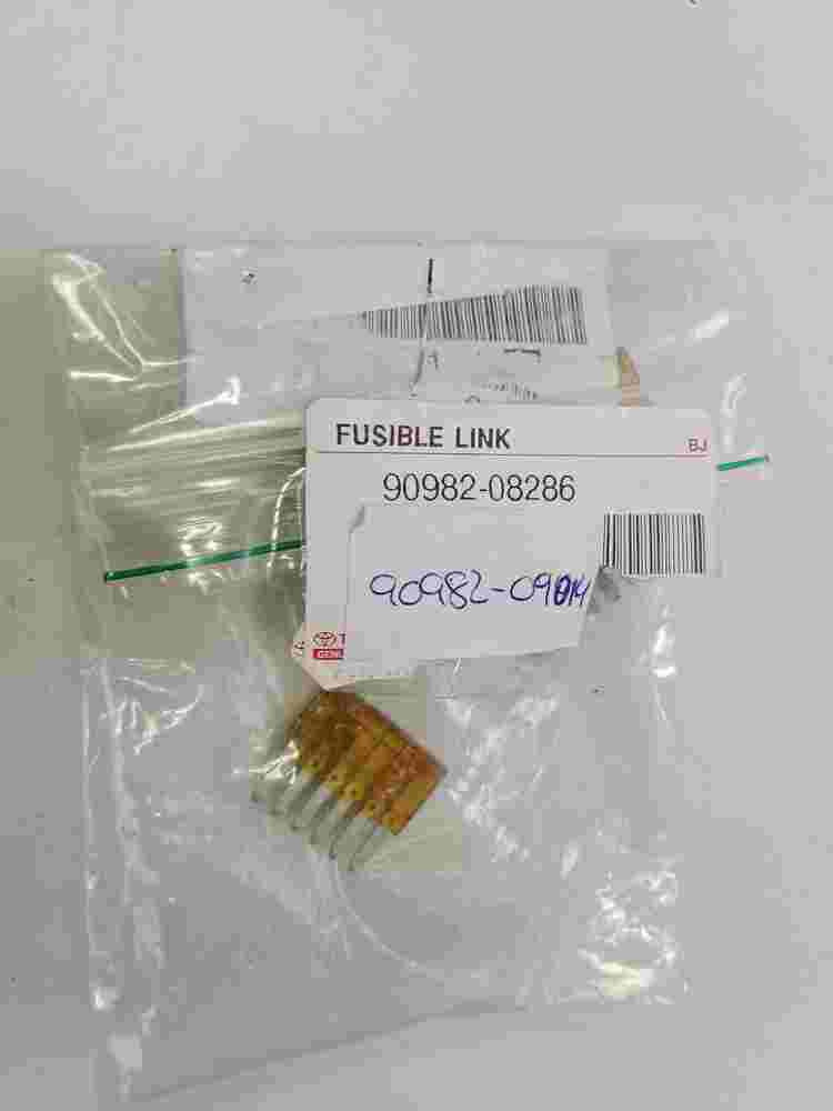 Fuse Multi Toyota Mark II Celica Verossa 9098208286 90982-08286 9098209014