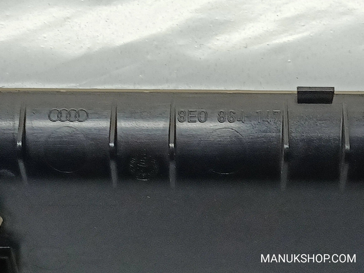 Abdeckung Blende Audi A4 8E0864147 8E0 864 147