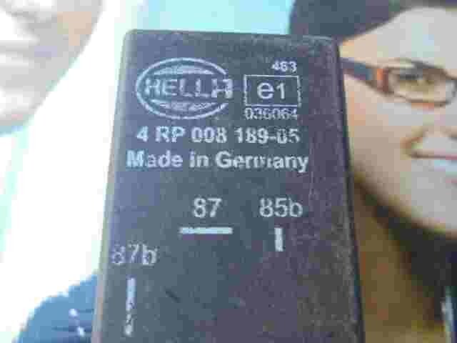 Relais Opel HELLA 4RP00818905 4 RP 008 189-05
