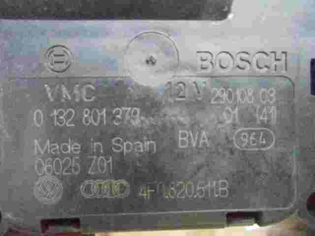 Stellmotor Heizung Audi Q7 A8 VW Touareg 4F0820511B BOSCH 0132801379
