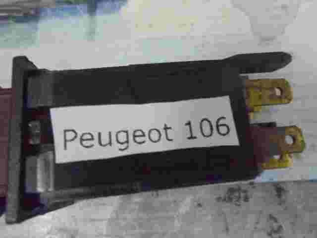 Warnblinkschalter Peugeot 106 ROS 6552VN