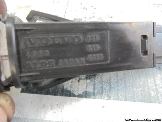 Warnblinkschalter Volvo S60 S80 V70 XC90 9168302 ALPS 4970