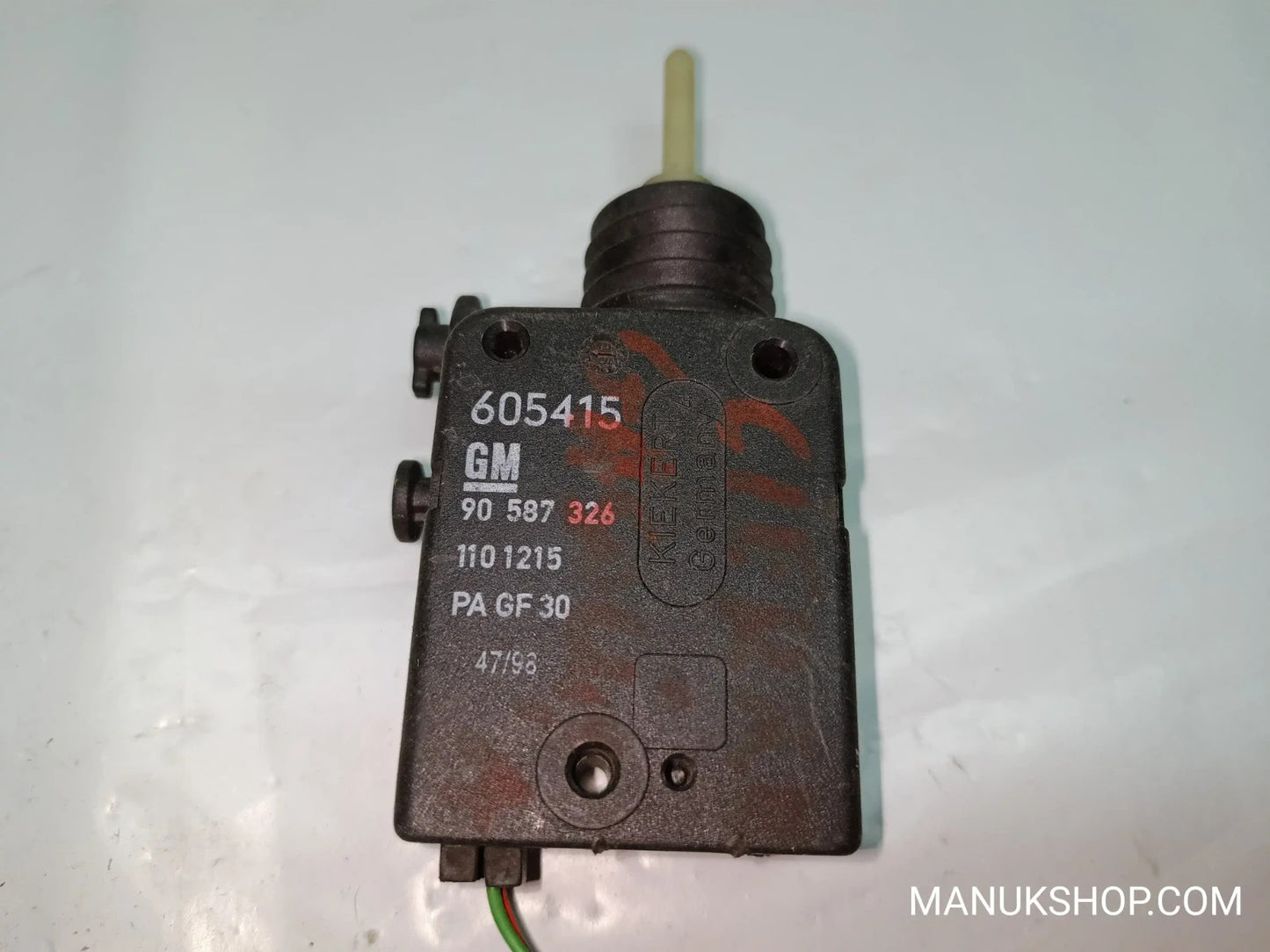 Stellmotor Heckklappe Zentralverriegelung Opel Astra G 605415 90587326 1101215