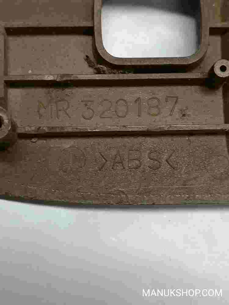 Fensterheber schalter abdeckung Mitsubishi Galant Pajero MR320187 MR 320187