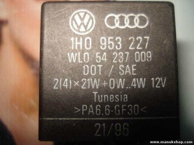 Warnblinker Relais Golf Polo Passat Seat 1H0953227 1HO953227 WLO 54237009 Nr.191