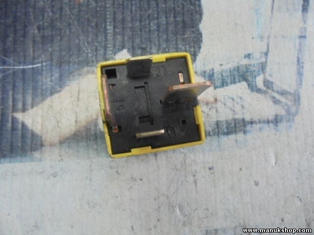 Relais Omega Astra Vectra Corsa HELLA 12V PBT6F20 4RA00779306 GM 90226846