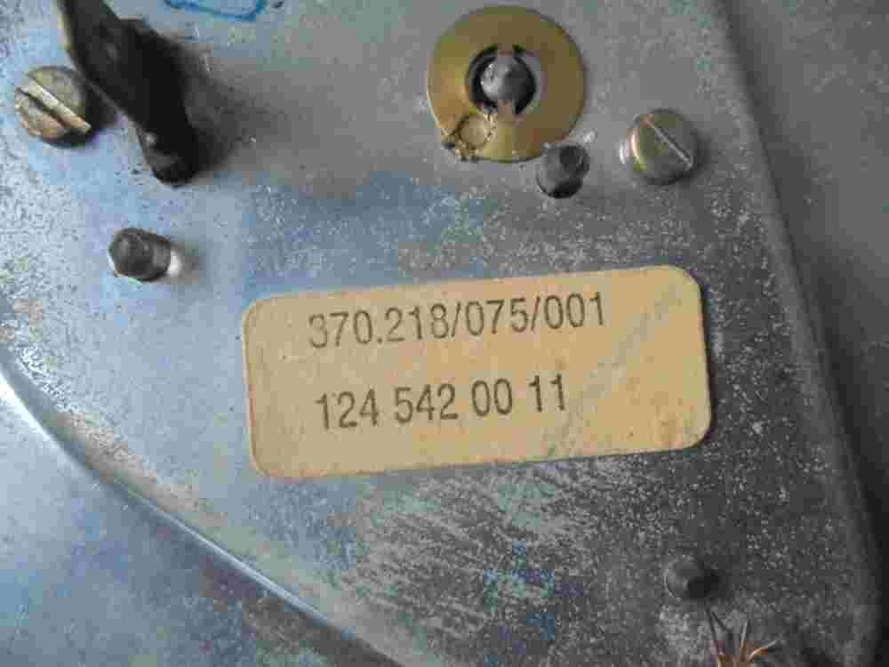 Uhr Analog Mercedes W124 370218075001 370.218/075/001 1245420011