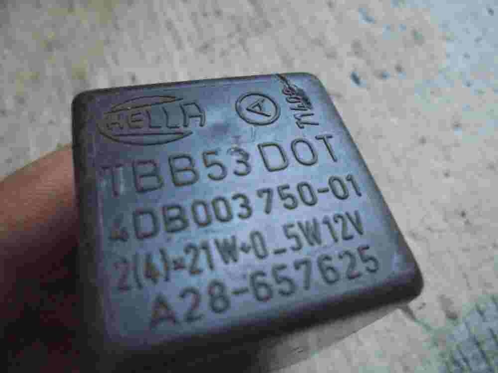 Relais Deawoo Nexia 4DB00375001 4DB003750-01 A28657625 A28-657625 HELLA TBB53DOT