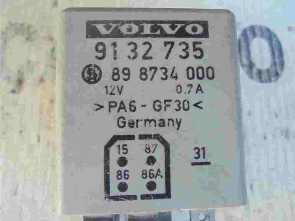 Relais Volvo 740 760 940 960 9132735 91 32 735 SHO 898734000 89 8734 000