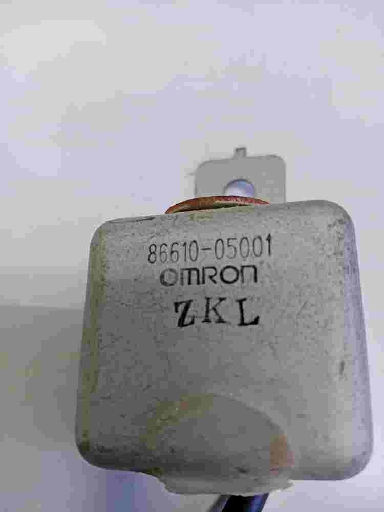 Steuergerät Wegfahrsperre Alarmmodul SsangYong Rexton 4X4 8661005001 Omron ZKL