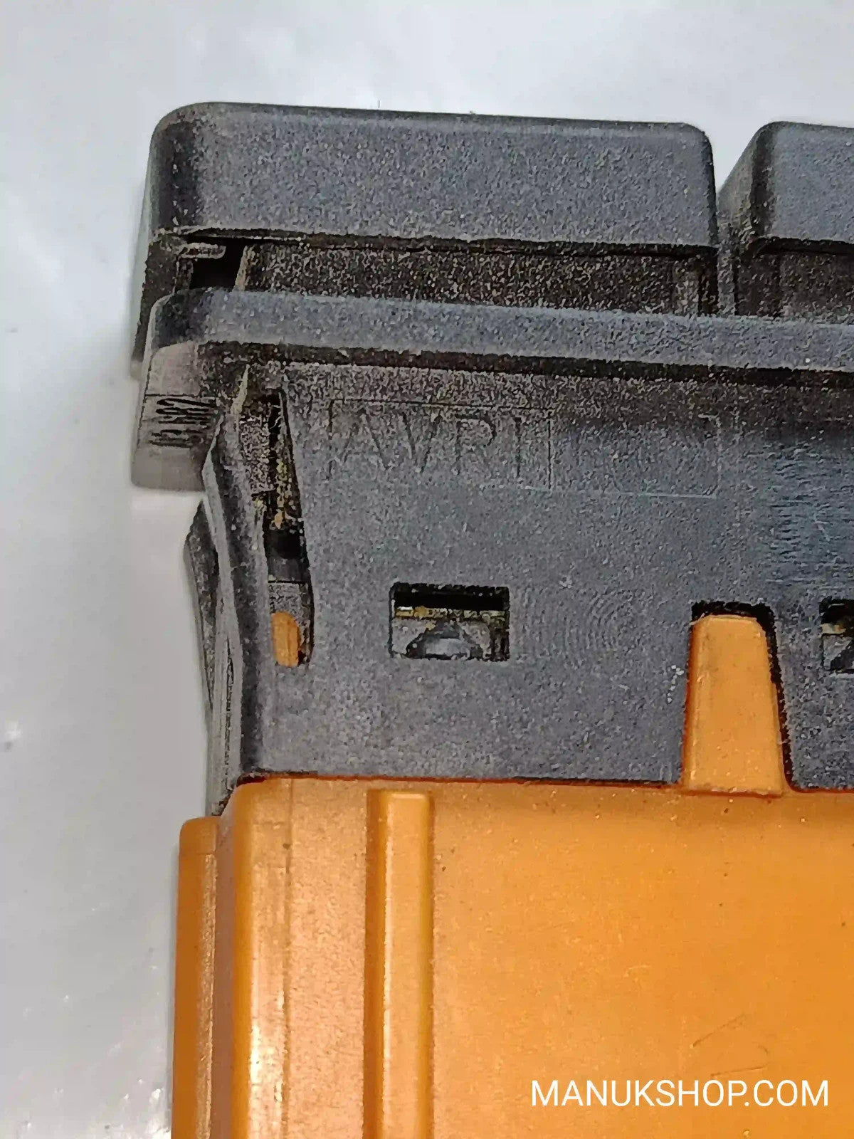 Fensterheber schalter Citroen Xsara Picasso AVRI