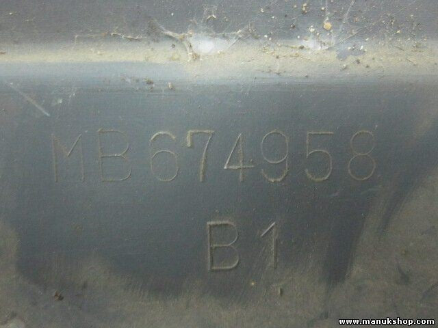 Türleiste Zierleiste Mitsubishi Pajero Montero V44W V44WG 4D56 MB674958
