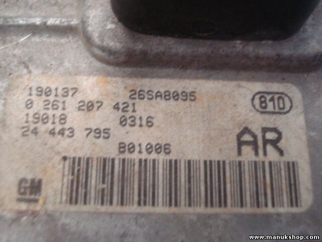 Motorsteuergerät Opel Corsa 24443795 24 443 795 BOSCH 0261207421 26SA8095