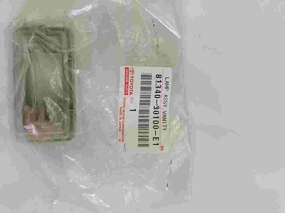 Lamp Assy Vanity Toyota Camry 8134030100E1 81340-30100-E1
