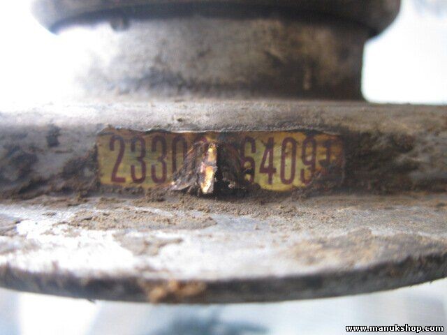 Ölfiltergehäuse Toyota Land Cruiser Prado Lexus 2330064091 1560951010