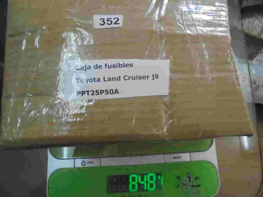 Sicherungskasten Toyota Land Cruiser j9 PP-T25+P5 0A PPT25P50A
