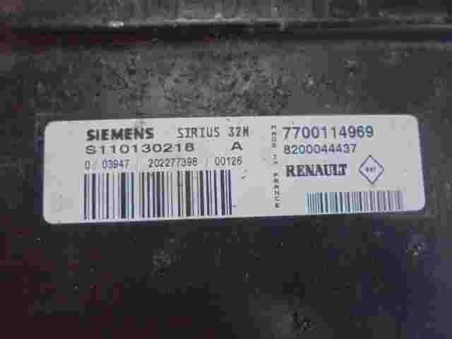 Motorsteuergerät Renault Laguna 7700114969 8200044437 SIEMENS S110130218A